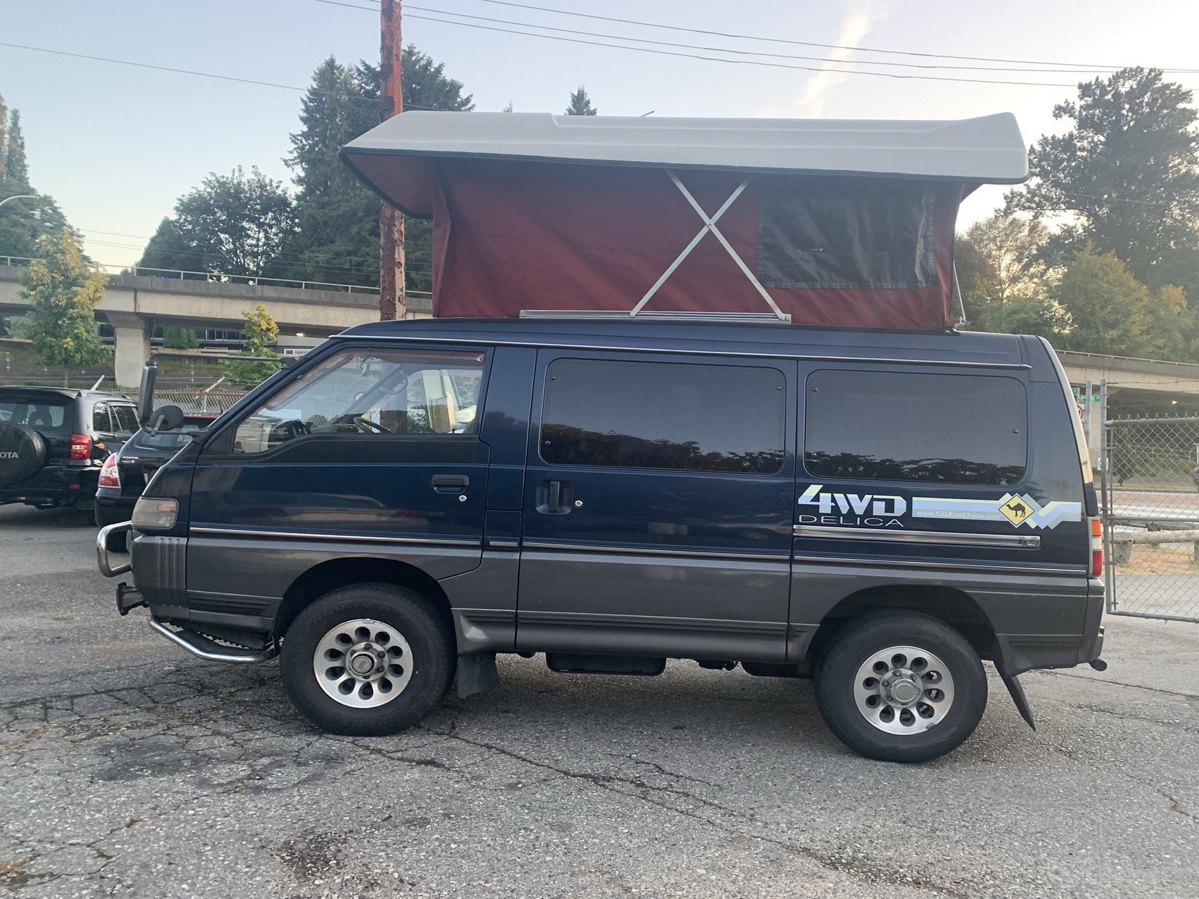 Delica pop
                      top camper
