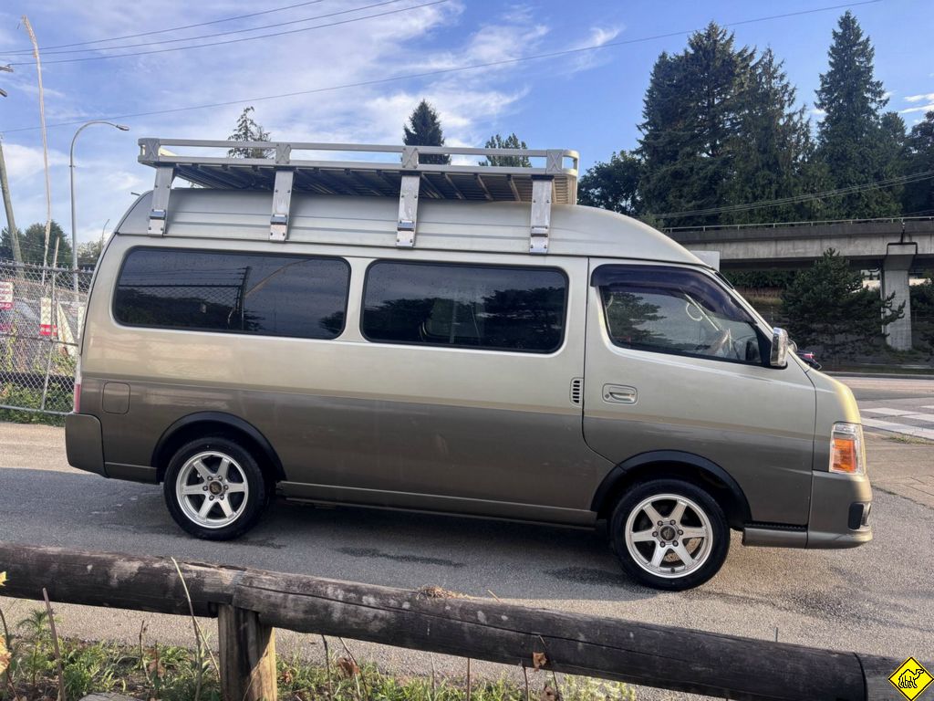 nissan caravan