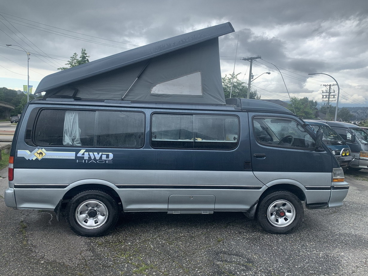 Toyota
                      hiace camper van