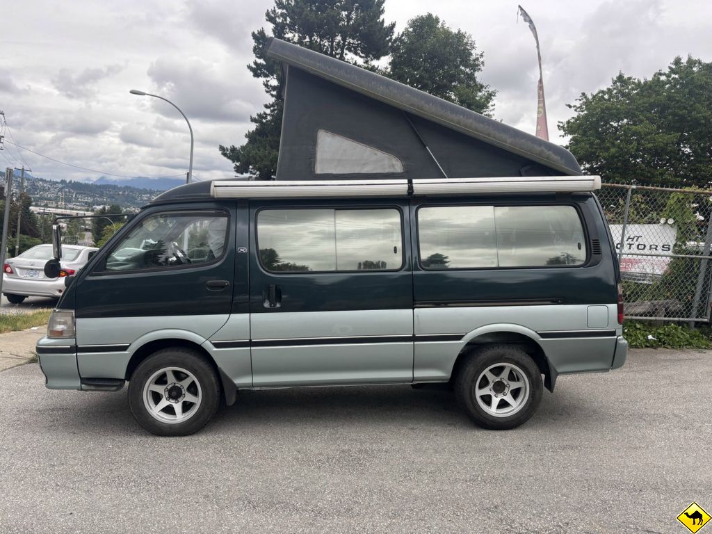Toyota
                      hiace camper van